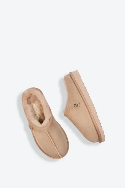 Product image of the product “Soazza Clog - Lamb ”