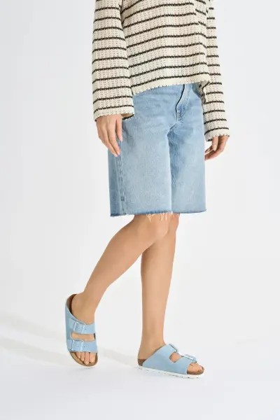 Artikelbild des Artikels “Alba Zweiriemer - Velours 43“